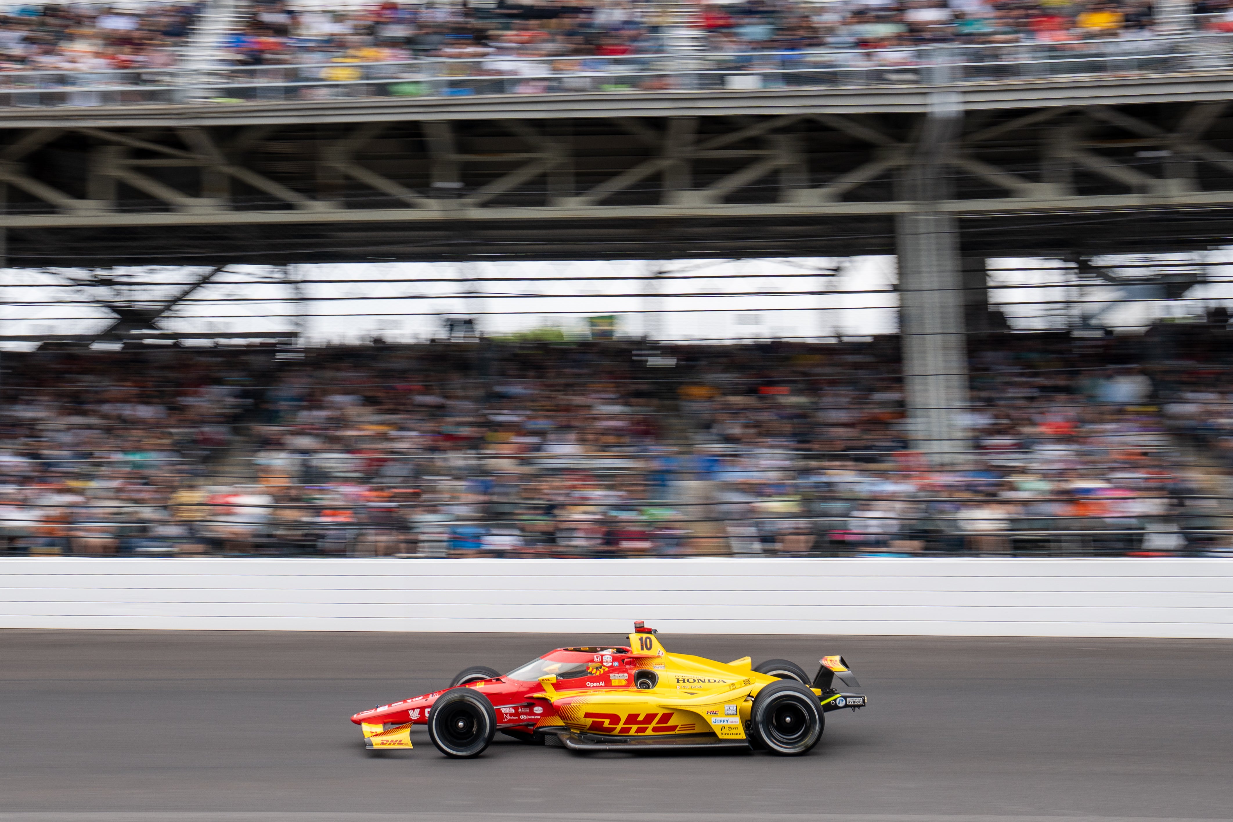 *Autographed* 2025 109th Indianapolis 500 Champion 1:18 Diecast - PRE-ORDER